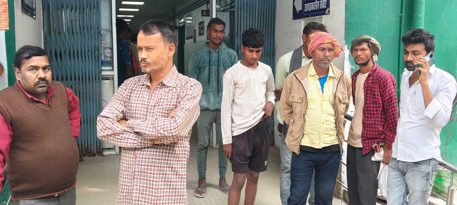 पिकअप की टक्कर से बाइक सवार मजदूर की मौत