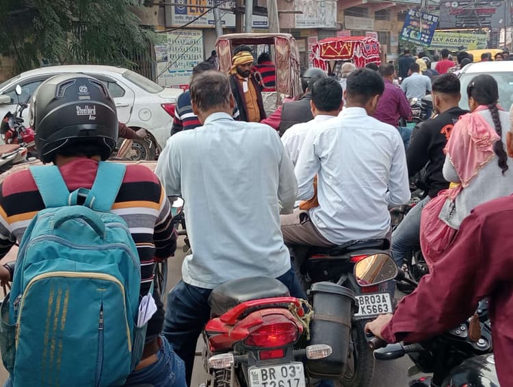 जाम की समस्या से नगर समेत जिलावासियों को हो रही परेशानी