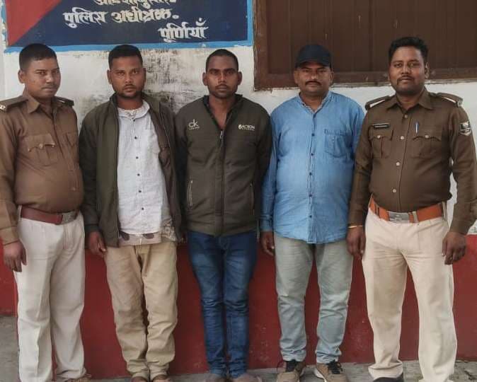 नशे में हंगामा कर रहे तीन शराबी को भेजा जेल