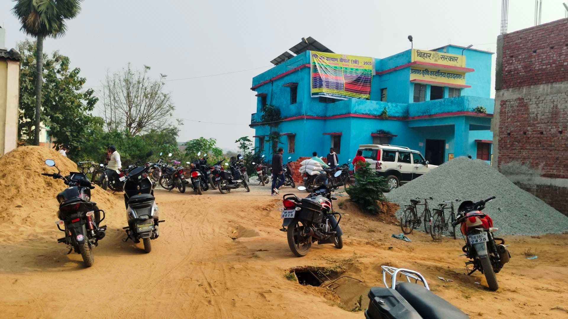 दाउदनगर में बाइक चोर बेखौफ, तीन जगहों से बाइकें गायब