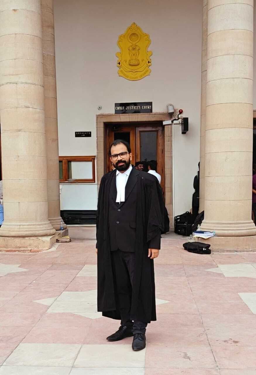 बांका के उज्ज्वल दुबे सर्वोच्च न्यायालय में नियुक्त हुए ‘ए’ पैनल अधिवक्ता