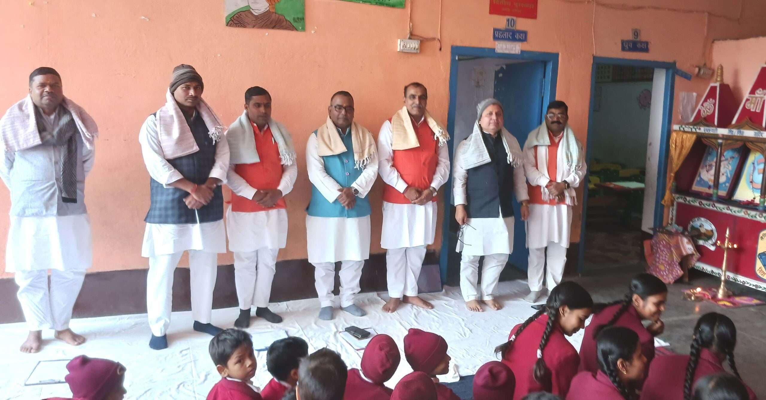 विद्यालय का किया निरीक्षण, व्यवस्था संतोषजनक पाये जाने पर की सराहना