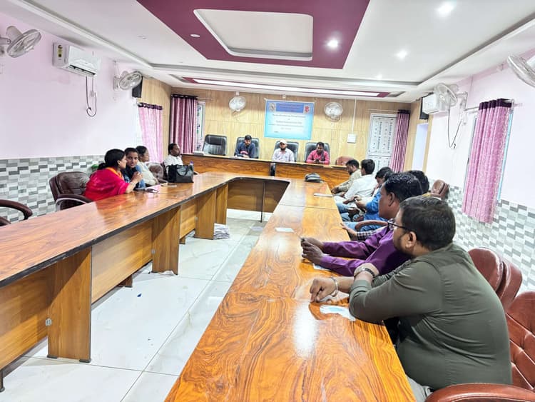 एक माह के अंदर दिये कार्य को करें पूरा