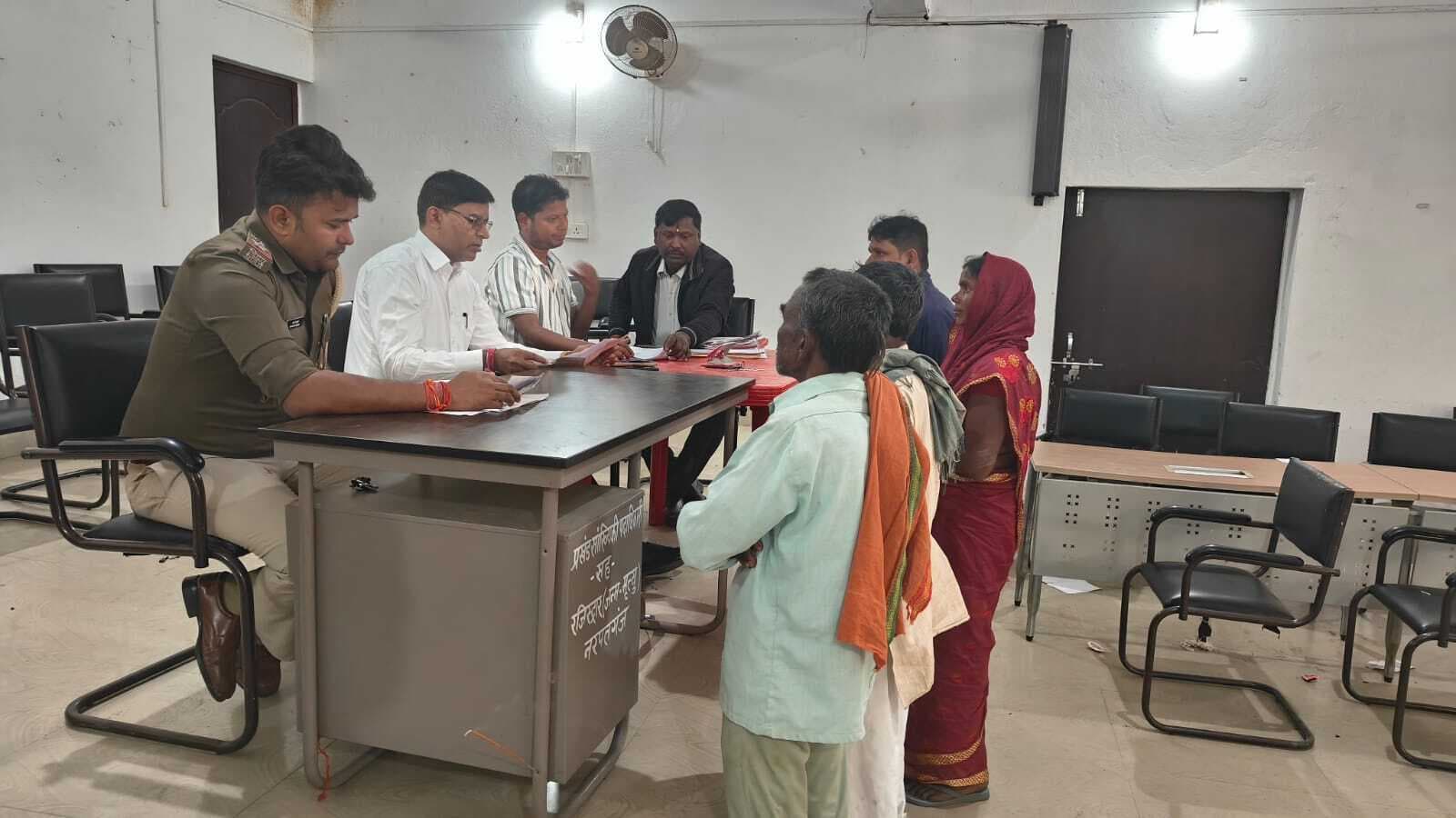 जनता दरबार में तीन मामलों की हुई सुनवाई