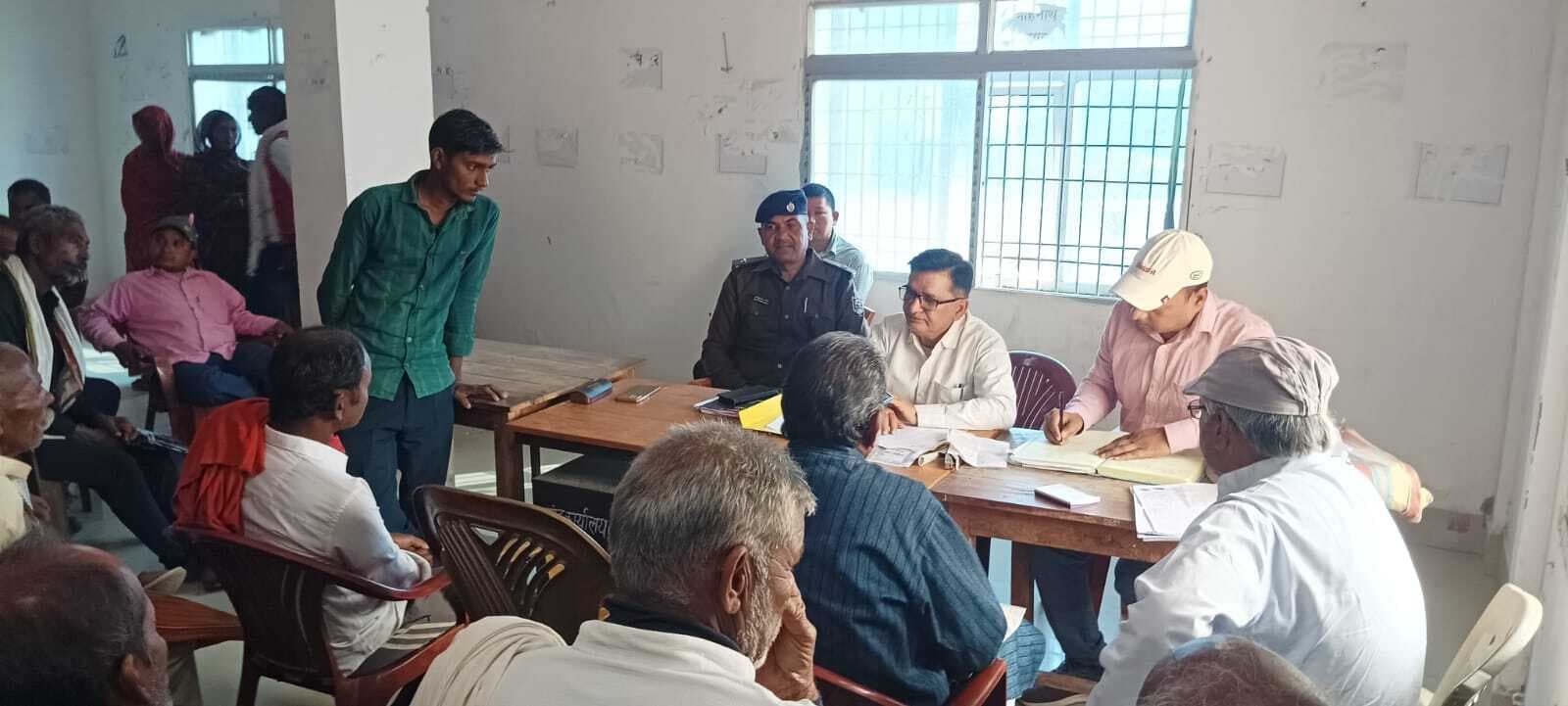 जनता दरबार में प्रतिवादी पक्ष के लगातार अनुपस्थिति से सुनवाई ठप