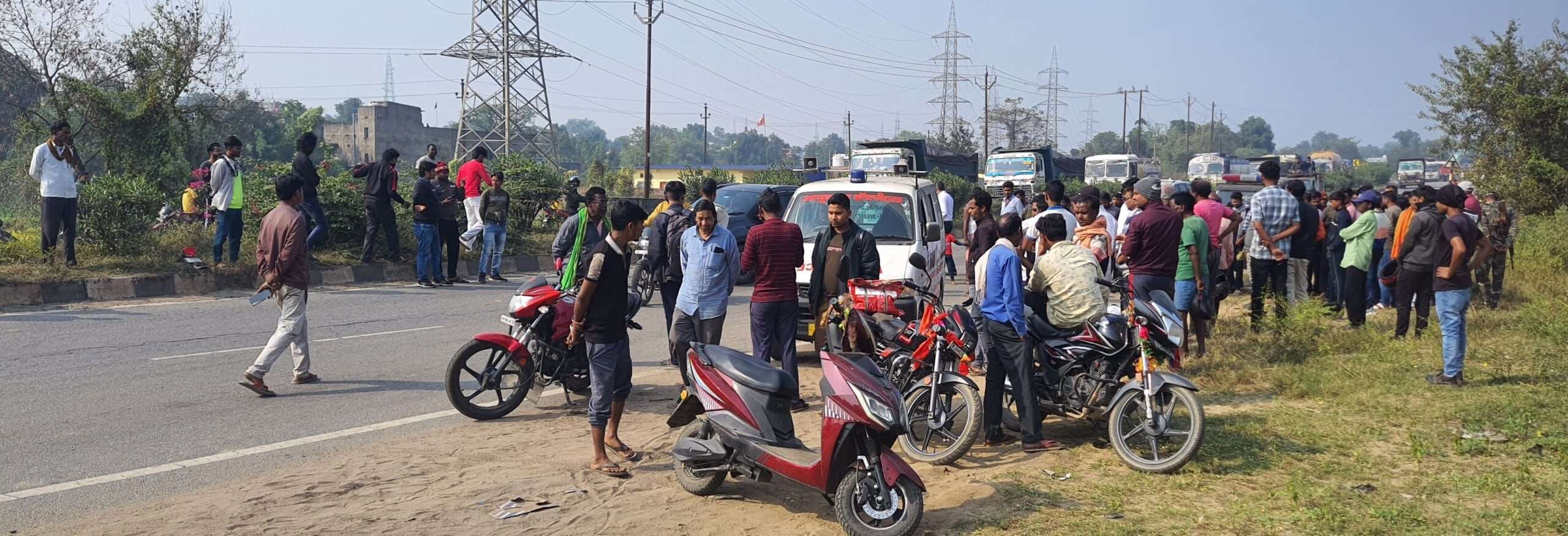 Bokaro News : बोकारो में ट्रक की चपेट में आने से बाइक सवार की मौत