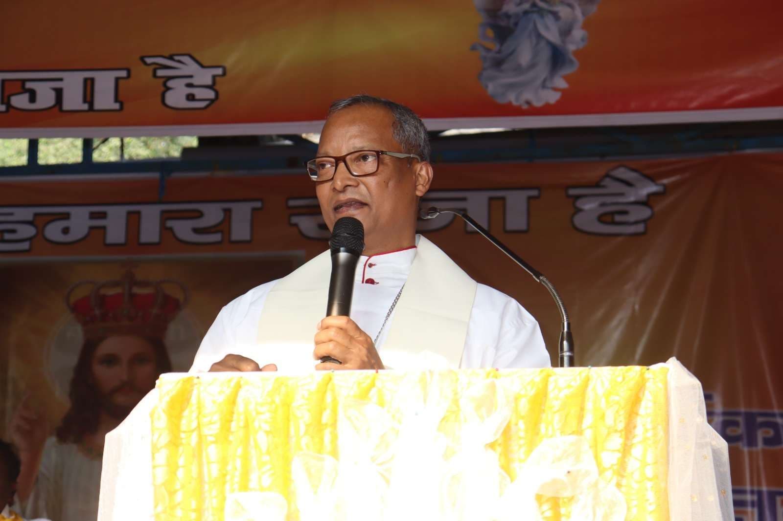 हमारा वास्तविक राजा है ख्रीस्त