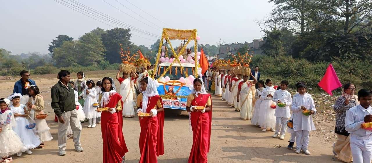 सबका कर्तव्य है कि प्रभु यीशु का अनुसरण करें : फादर ऑस्कर टोप्पो