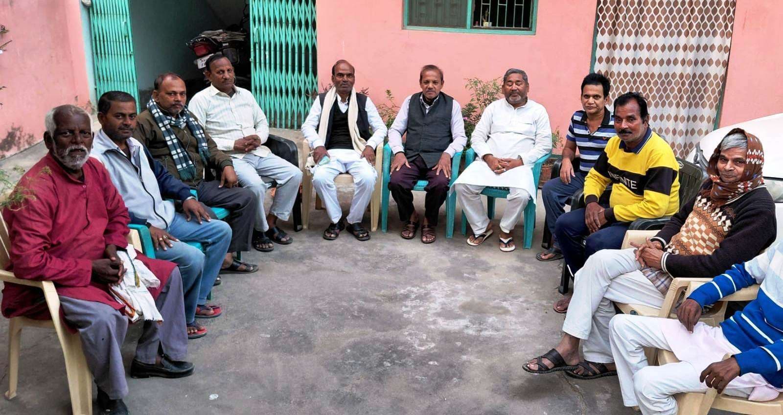 बच्चों से अंडा वापस लेने वाले प्रधानाध्यापक पर दर्ज होनी चाहिए प्राथमिकी