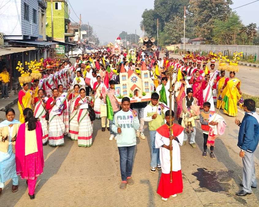 मांडर व चान्हो में धूमधाम से मना ख्रीस्त राजा का पर्व