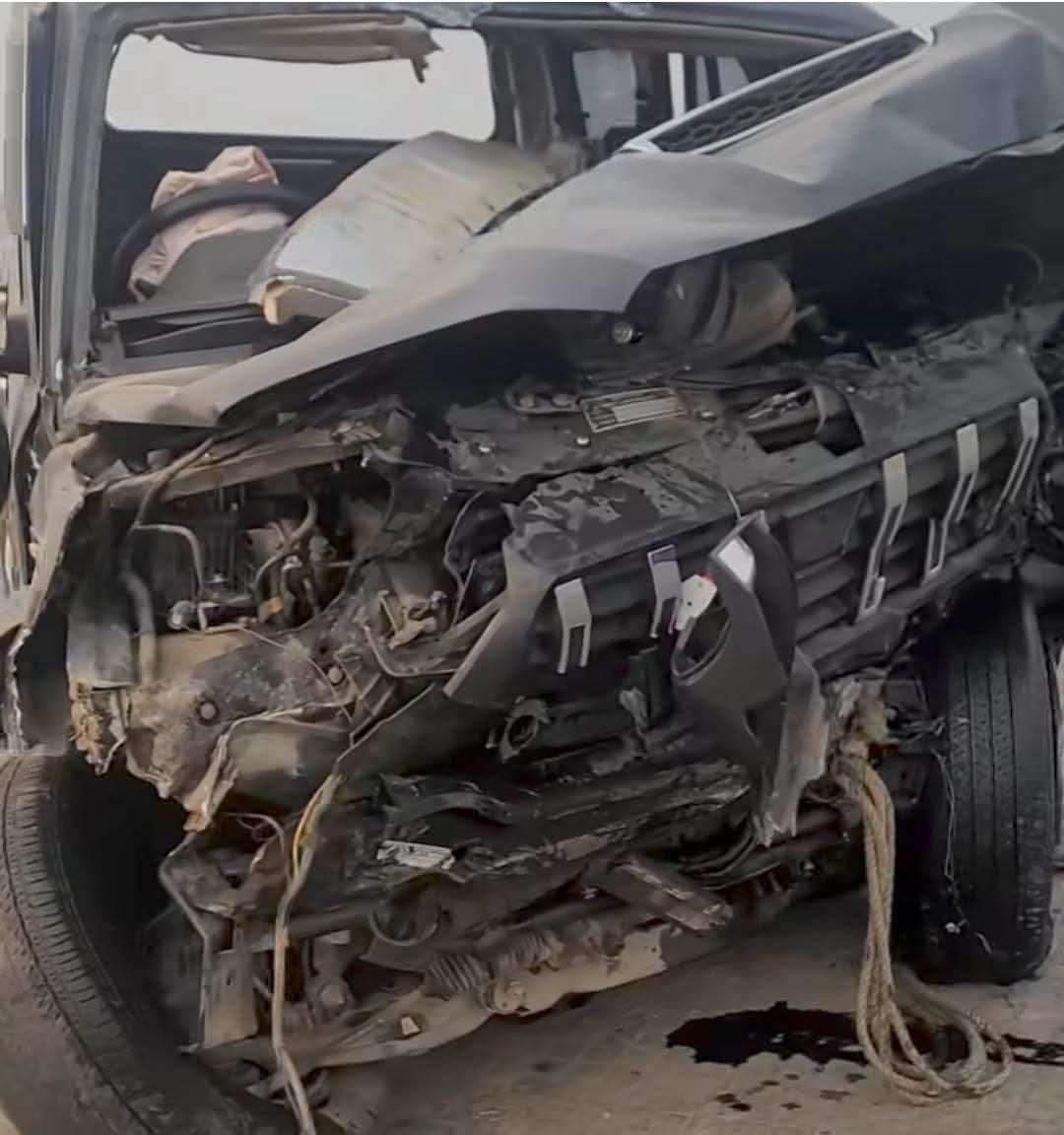 Darbhanga News: खून से सनी सड़क व क्षतिग्रस्त गाड़ी में तड़पते लोगों को देख दहल उठा दिल