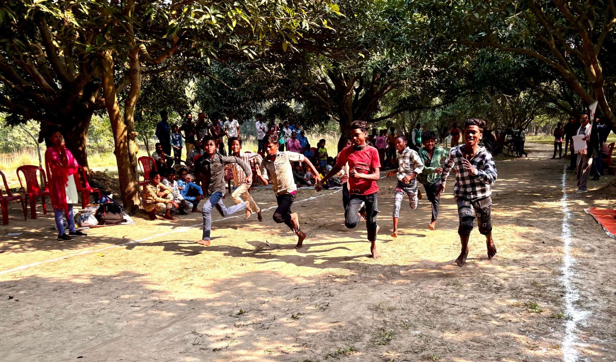 Madhubani News : बाल दिवस सह खेलकूद कार्यक्रम का हुआ आयोजन