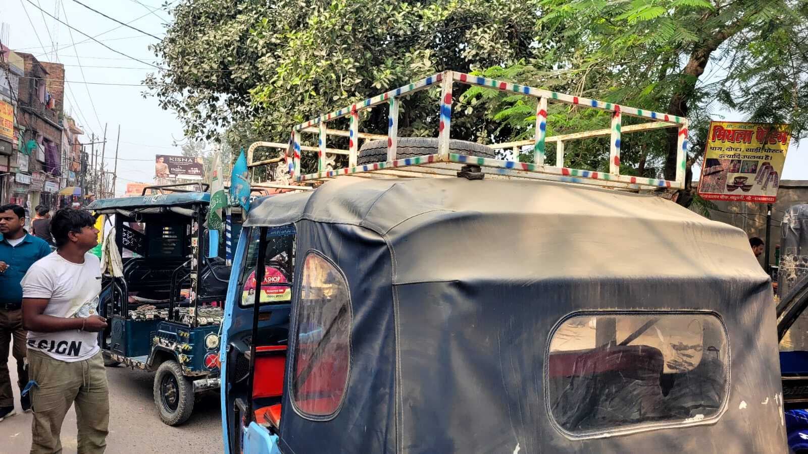 Madhubani News : जिला मुख्यालय में सड़क जाम की समस्या हुई गंभीर