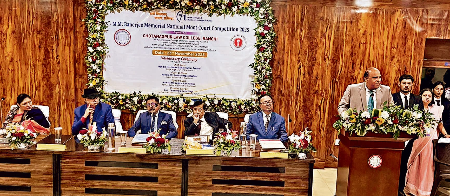 ranchi news : राष्ट्रीय मूट कोर्ट प्रतियोगिता में एनयूएसआरएल रांची बना विजेता, दिल्ली विवि उपविजेता