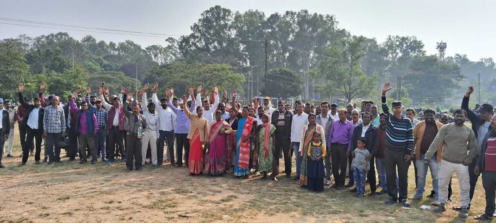 ranchi news : एचइसी सप्लाई कर्मियों का महाजुटान, आंदोलन की चेतावनी