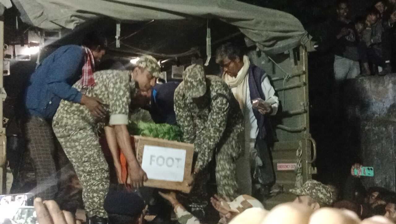 Dhanbad News: जवान का शव पहुंचने से चिरकुंडा में मातम