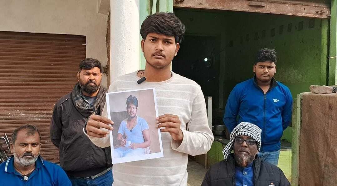 हिमाचल में व्यास नदी में पोकलेन सहित मोहनिया का युवक बहा, लापता