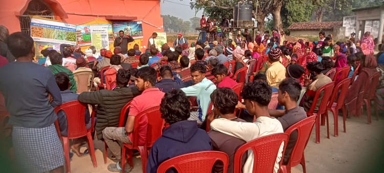 पायोनियर कंपनी ने दुलमी गांव में मेगा फसल कटाई दिवस मनाया