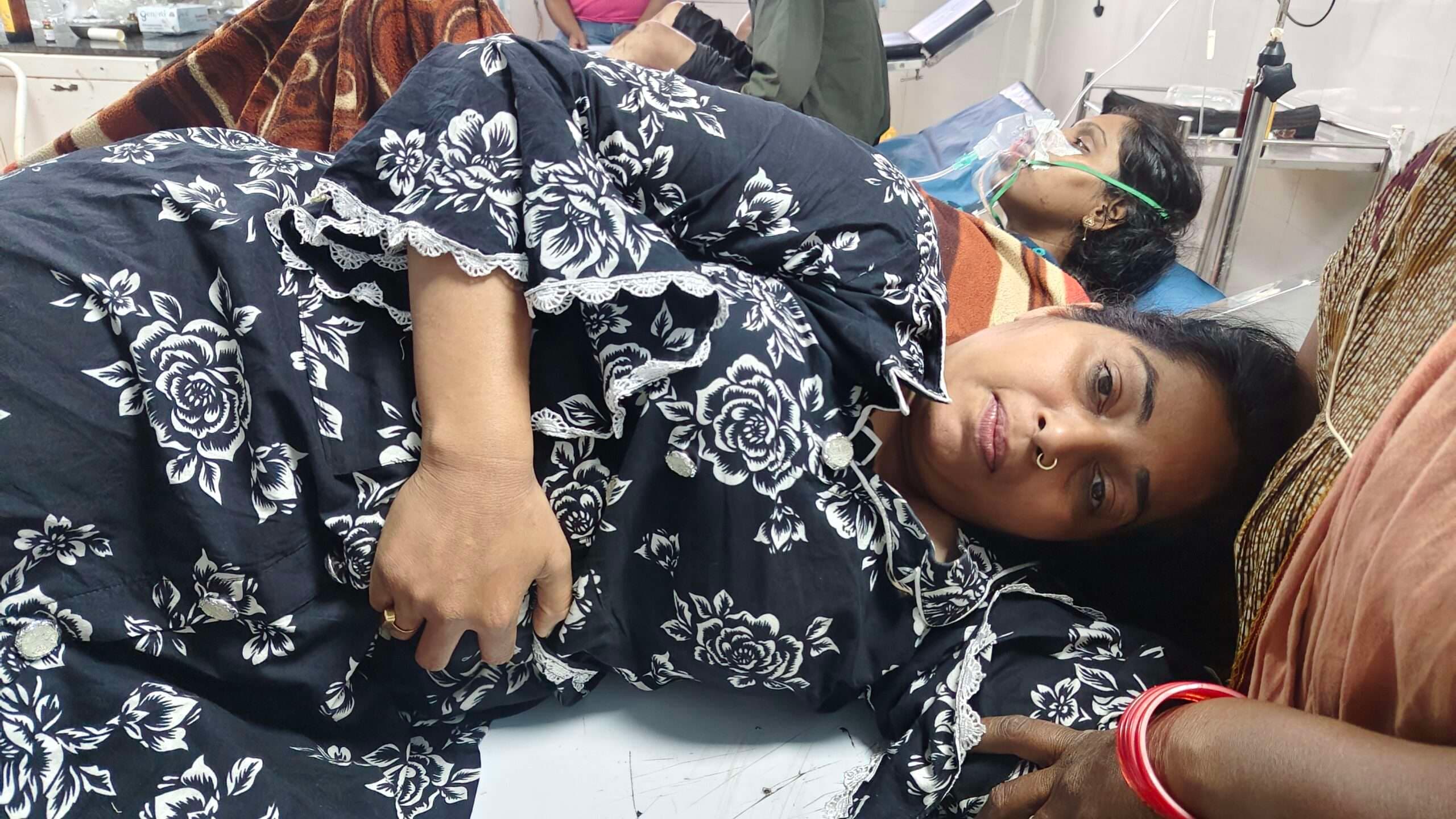 जदयू नेत्री व उनकी बेटी पर धारदार हथियार से हमला, बेटी बची