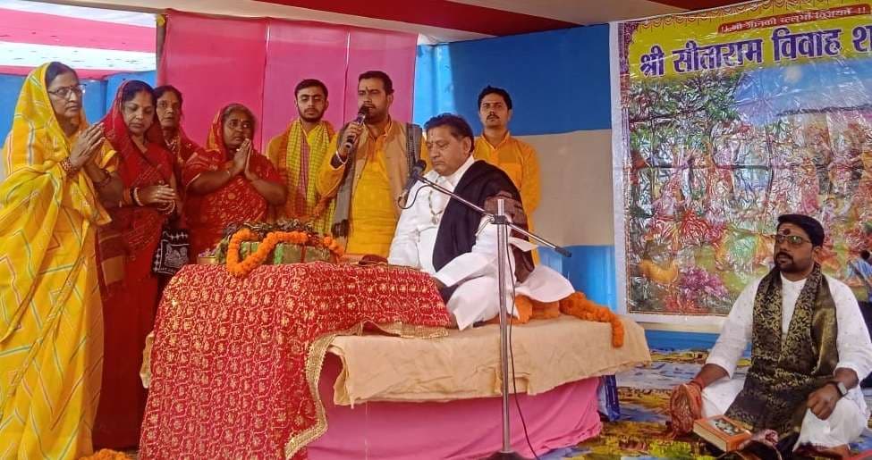 ईश्वर हर जगह विराजमान हैं, सिर्फ भाव से उन्हें प्रकट कर सकते हैं : शशि भूषण जी महाराज