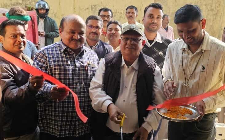 डीसीओ ने धान खरीद केंद्र का किया उदघाटन, किसानों से 319 क्विंटल धान की खरीद