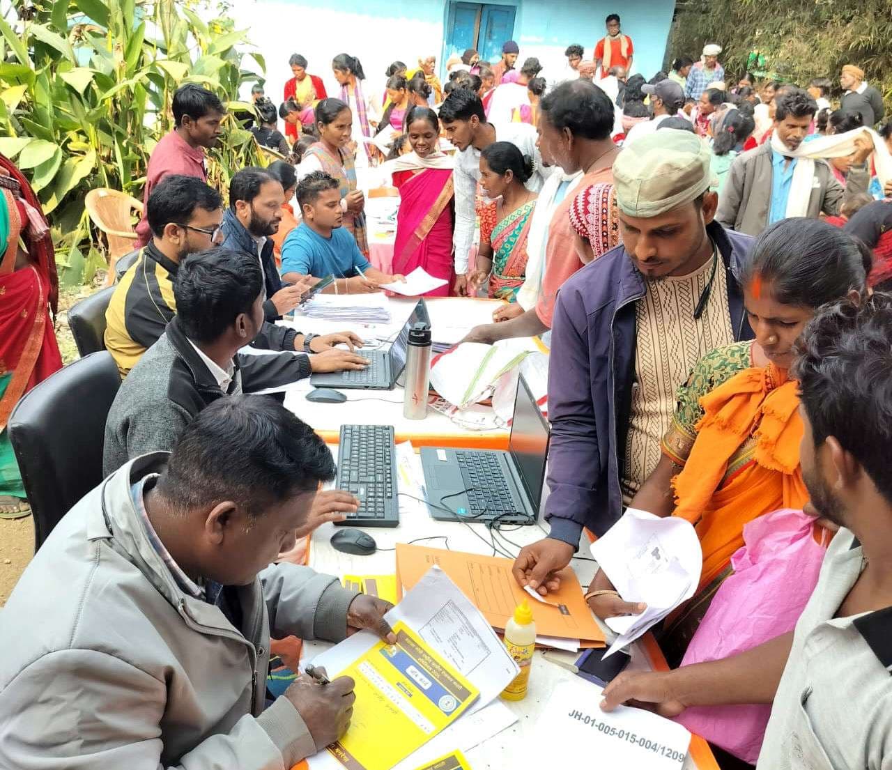 चान्हो के चटवल, रघुनाथपुर व ताला पंचायत में सरकार आपके द्वार कार्यक्रम
