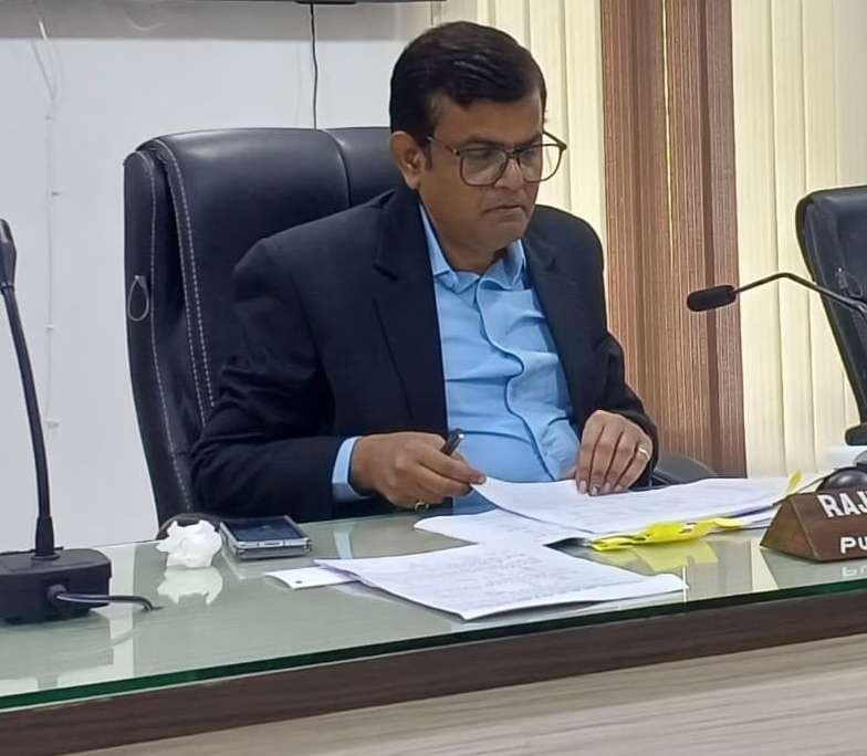 नीलाम पत्र वाद में किशनगंज जिले को छोड़ सभी जिलों की प्रगति काफी धीमी