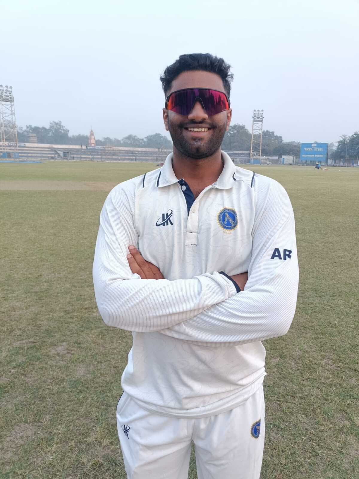 Dhanbad News: कूच बिहार ट्रॉफी : जीत से 17 रन दूर है झारखंड, पांच विकेट शेष