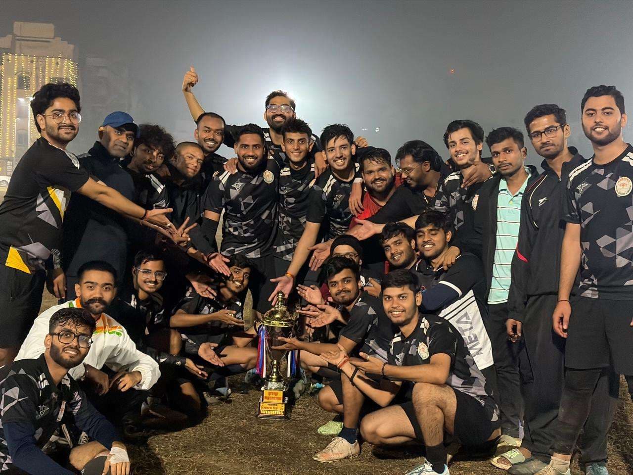 फुटबॉल में चैंपियन, टेबल टेनिस में जीता कांस्य पदक