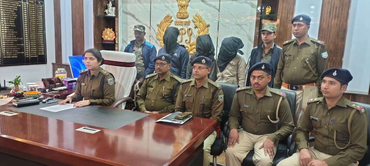 एसआइटी ने तीन अपराधियों को दबोचा, चोरी की 12 बाइकें जब्त