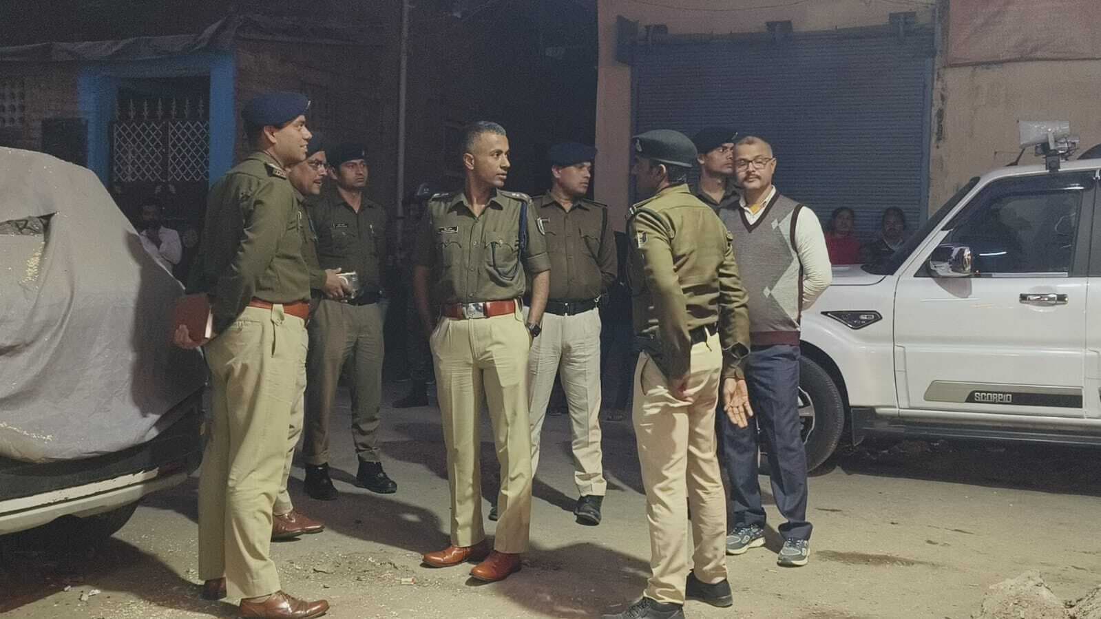 हत्या-आत्महत्या दोनों एंगल से जांच जारी : एसपी