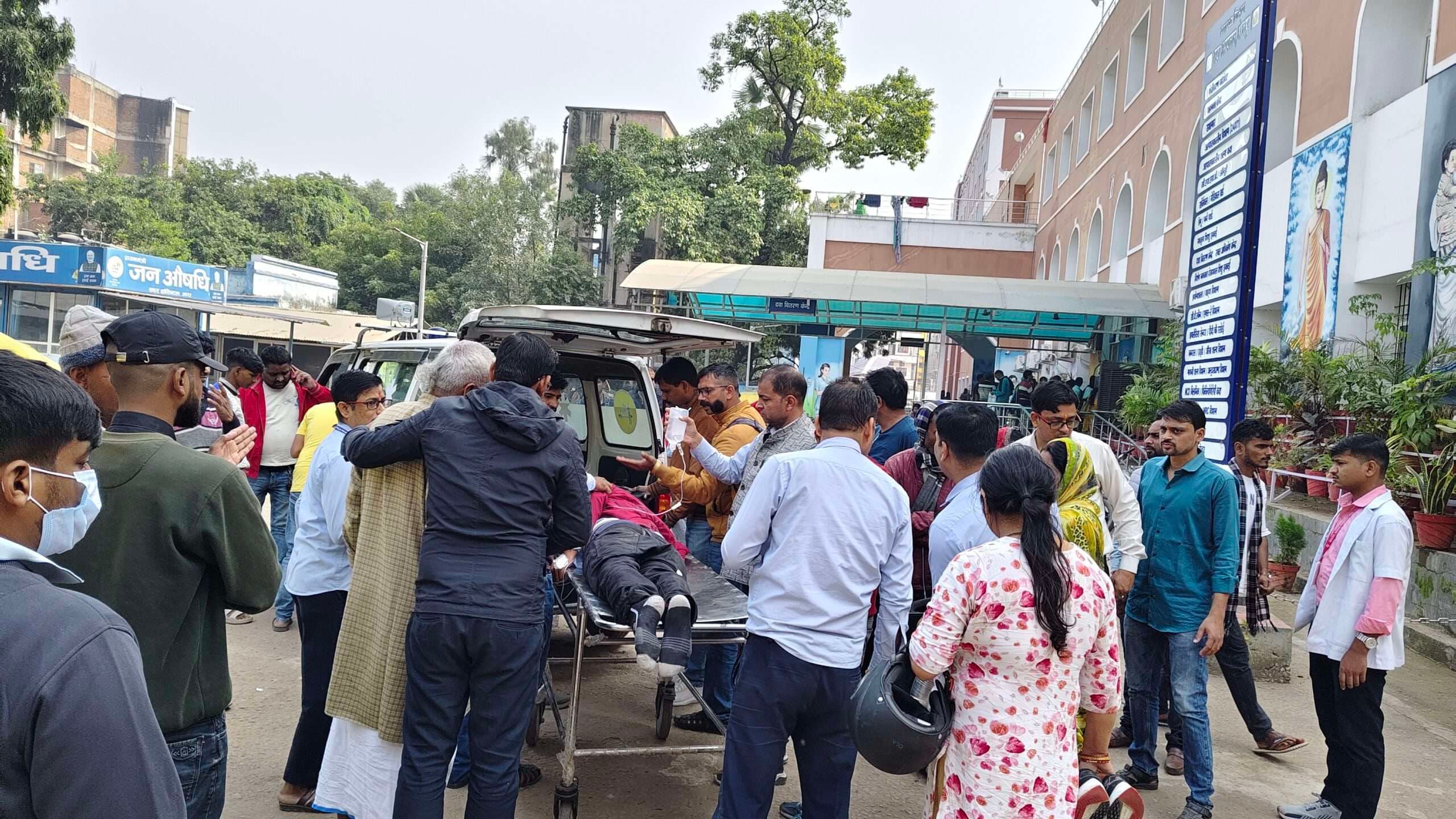 बहिरो लख पर बाइक की ठोकर से बुजुर्ग जख्मी