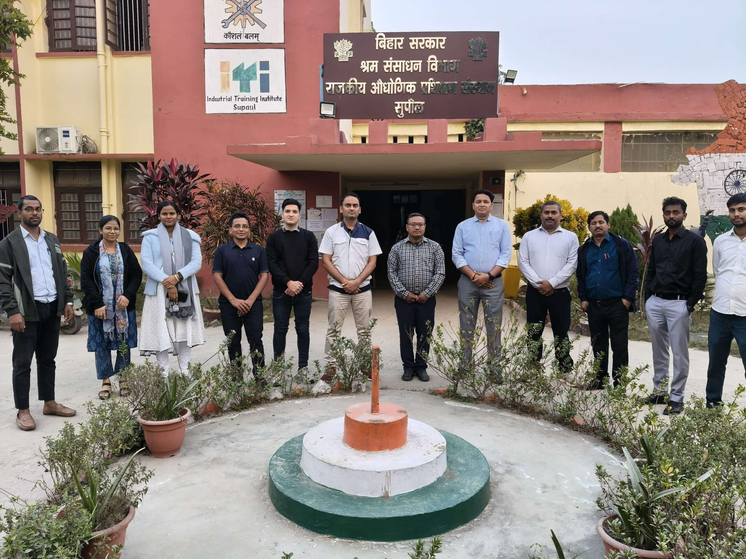 कैंपस ड्राइव में 104 प्रशिक्षणार्थियों हुआ चयन