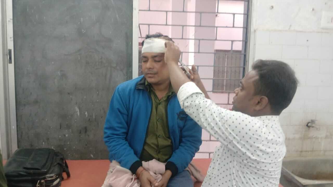 मारपीट कर दुकानदार को किया घायल, भर्ती