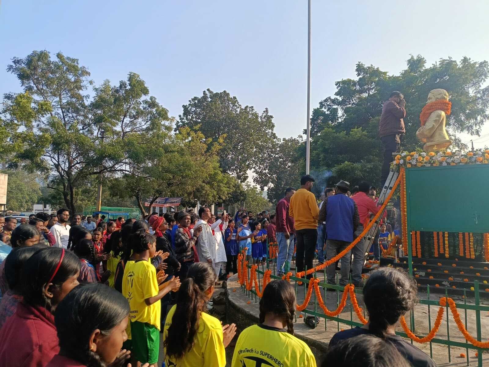 पिपरवार में शहीद कृष्णा महतो का शहादत दिवस मनाया गया