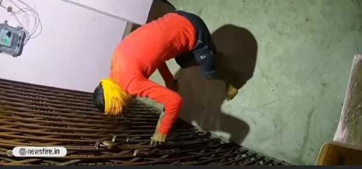 Giridih News :शटर का ताला तोड़कर जूलरी दुकान में चोरी का  प्रयास