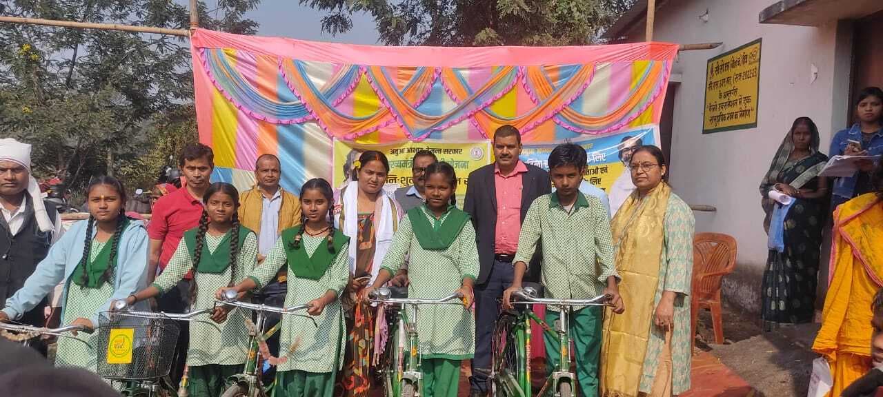 Bokaro News: बेरमो दक्षिणी पंचायत में आयोजित शिविर में आये 331 आवेदन