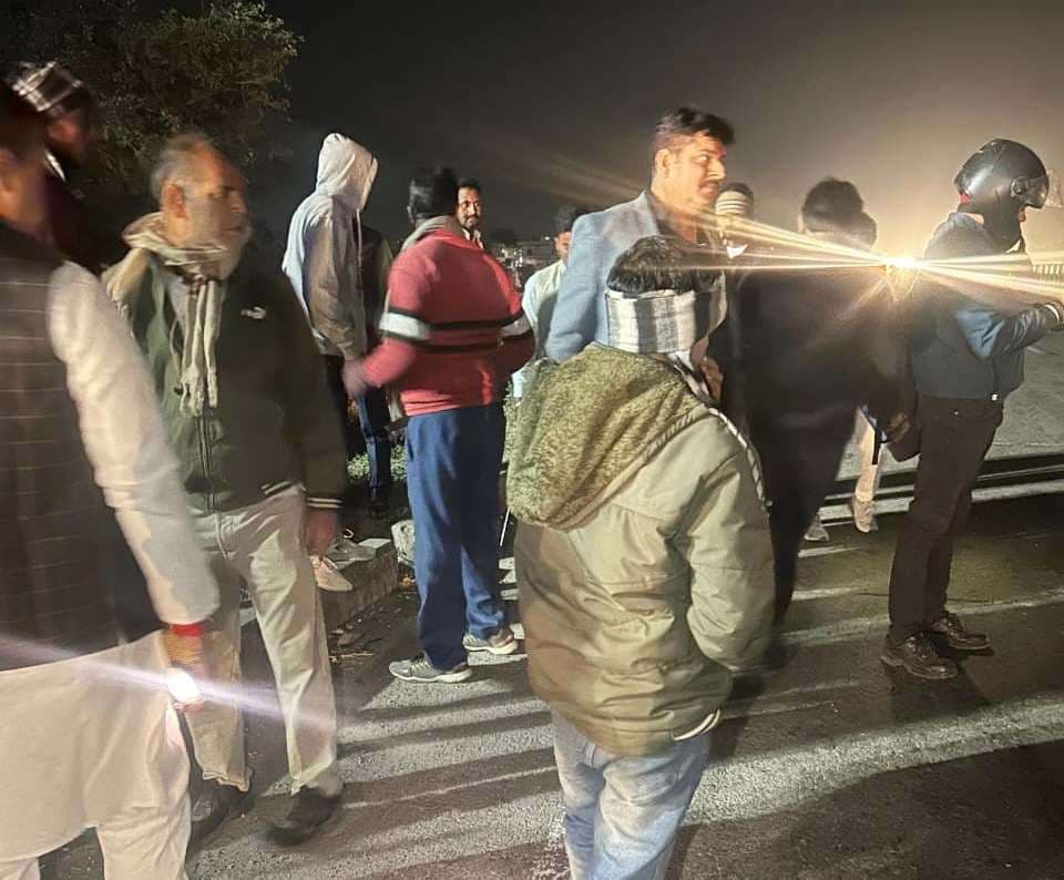 कामा बिगहा मोड़ पर अज्ञात वाहन से कुचलकर युवक की मौत