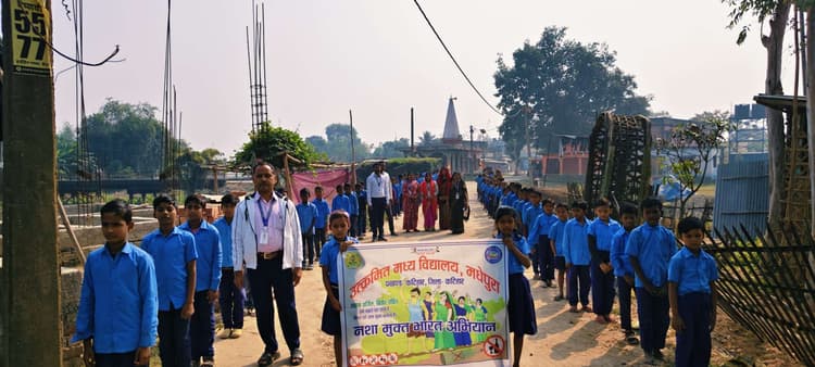 नशामुक्ति दिवस: बिहार की संस्कृति बचाओ-अब तो नशे पर रोक लगाओ