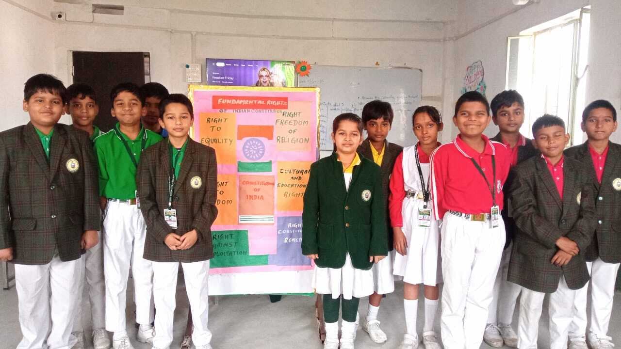 राजेंद्र विद्यालय में उत्साह के साथ मनाया गया संविधान दिवस