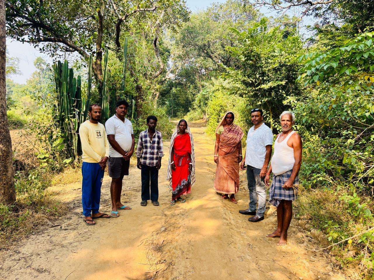 बानरनाचा में कच्ची सड़क पक्कीकरण की मांग