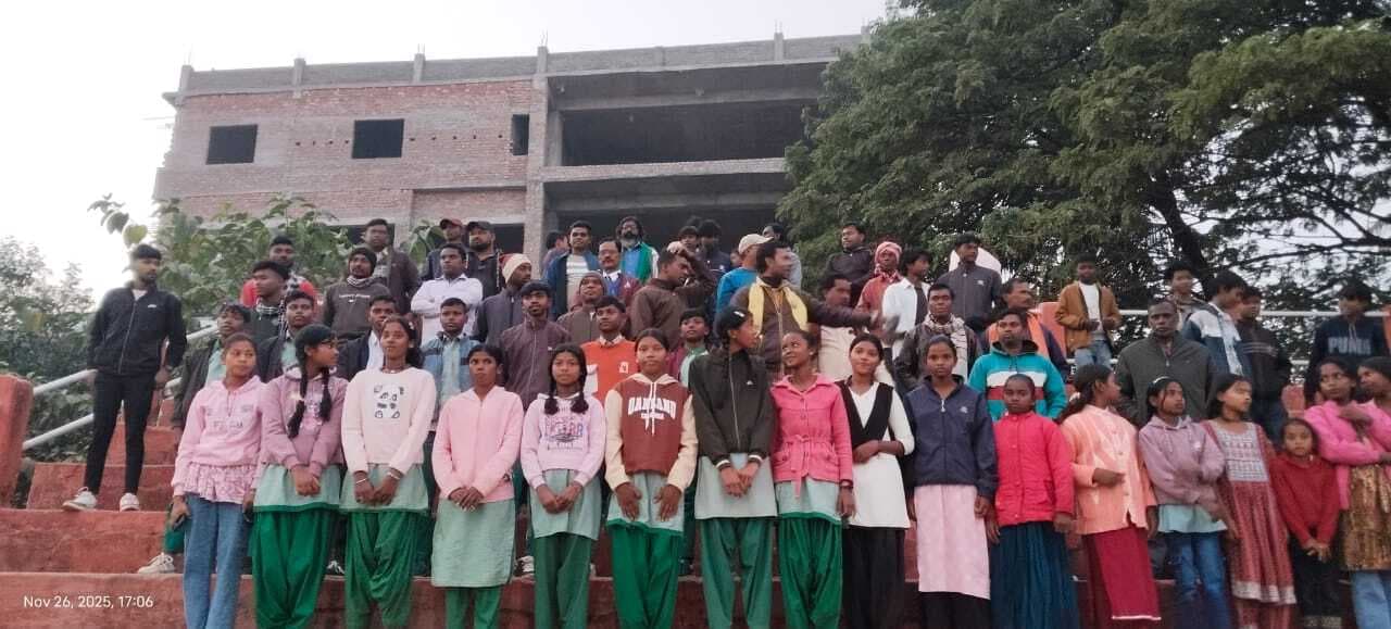 घटवाल आदिवासी महासभा ने निकाला कैंडल मार्च