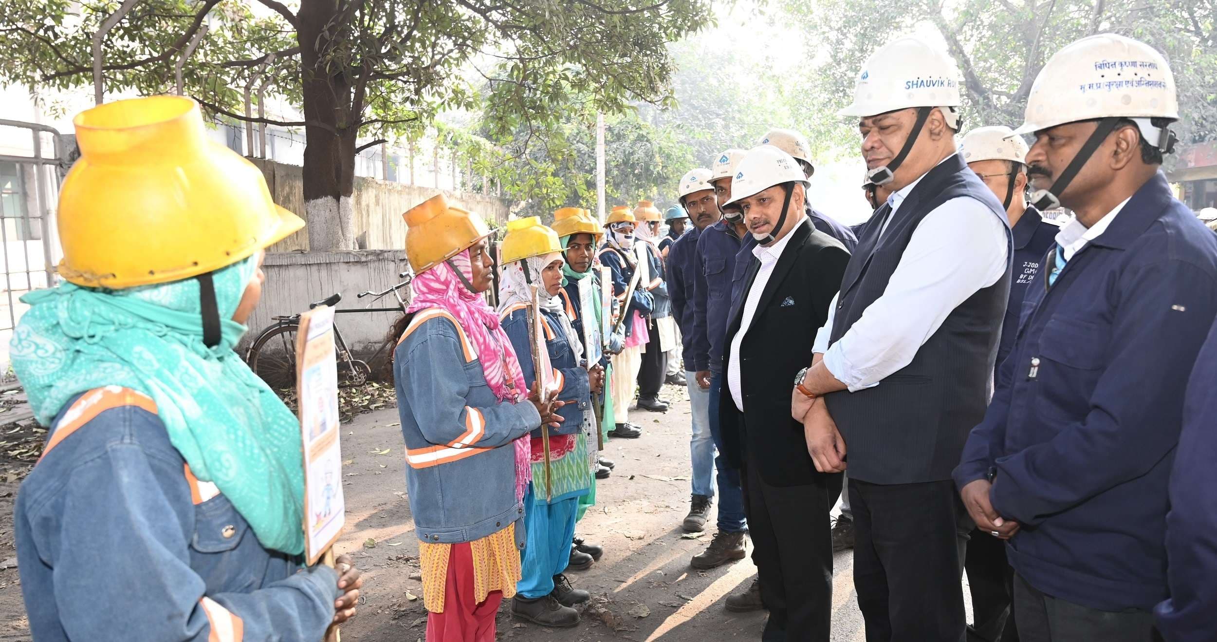 Bokaro News : सुरक्षा उपकरणों का सही व पूर्ण उपयोग करें कर्मी : अधिशासी निदेशक