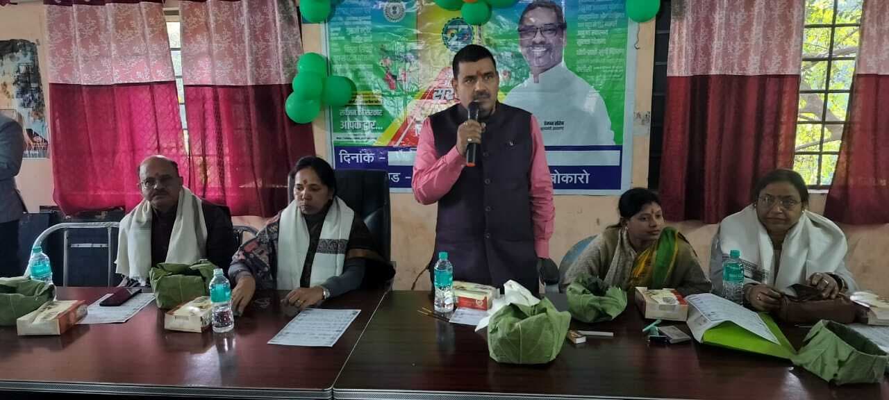 Bokaro News : शिविरों में उमड़ी भीड़