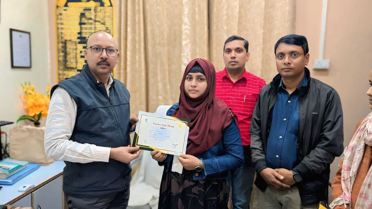 जिले के तीन शिक्षक टीचर ऑफ द मंथ अवॉर्ड से सम्मानित