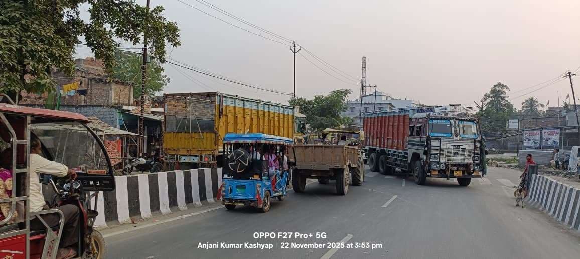 Bhagalpur news एमएएम कॉलेज के पास रेलवे ओवरब्रिज बनाने से बढ़ी परेशानी