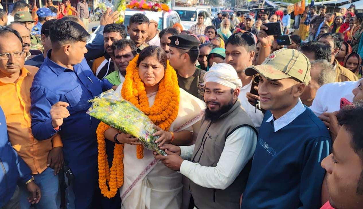 मंत्री लेशी सिंह का एनडीए कार्यकर्ताओं ने जगह-जगह किया जोरदार स्वागत