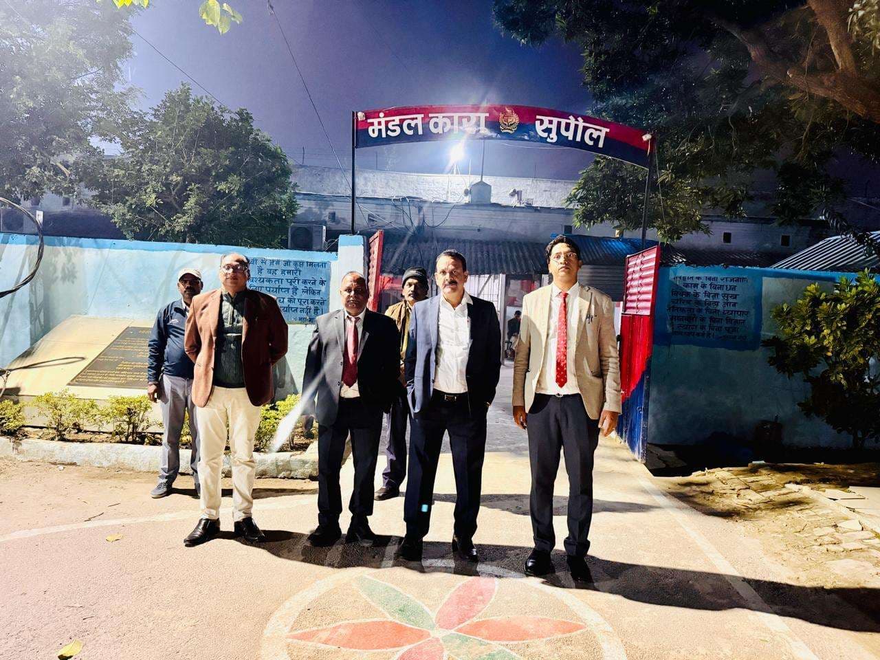 प्रधान जिला एवं सत्र न्यायाधीश ने किया मंडल कारा का औचक निरीक्षण, क्षमता से 200 कैदी अधिक