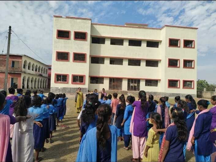 बाल विवाह के खिलाफ छात्रों को दिलाई गई शपथ