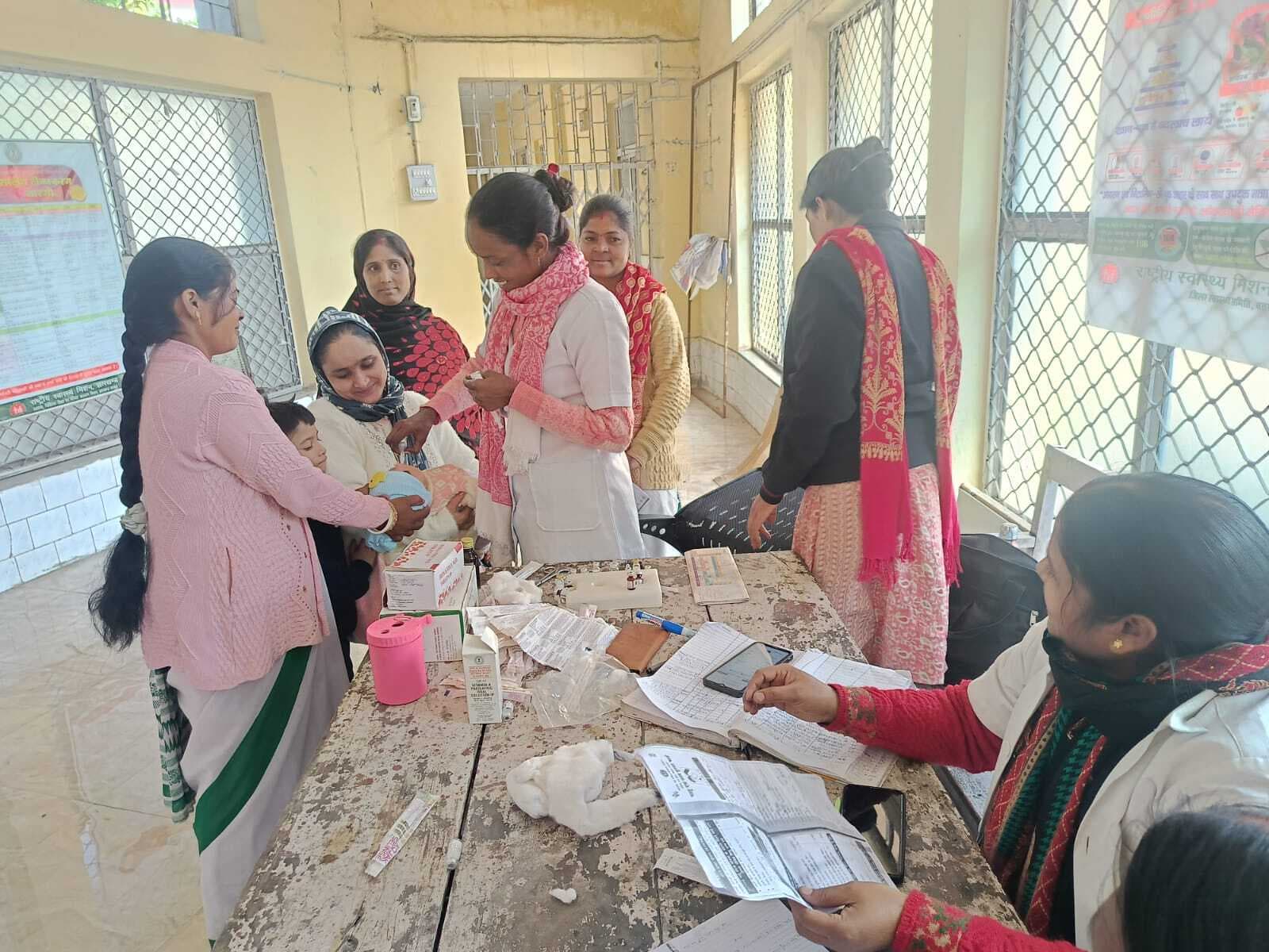 55 बच्चों को दिये गये रोग प्रतिरोधक टीके